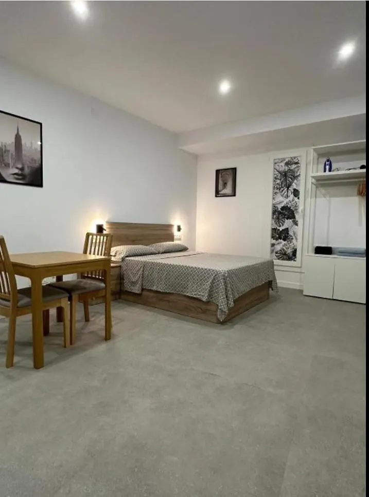 Apartamento Estupendo Piso A 5 Min De La Estacion De Bus Y Tren Maria Zambrano Málaga