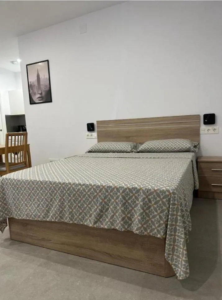 Apartamento Estupendo Piso A 5 Min De La Estacion De Bus Y Tren Maria Zambrano Málaga